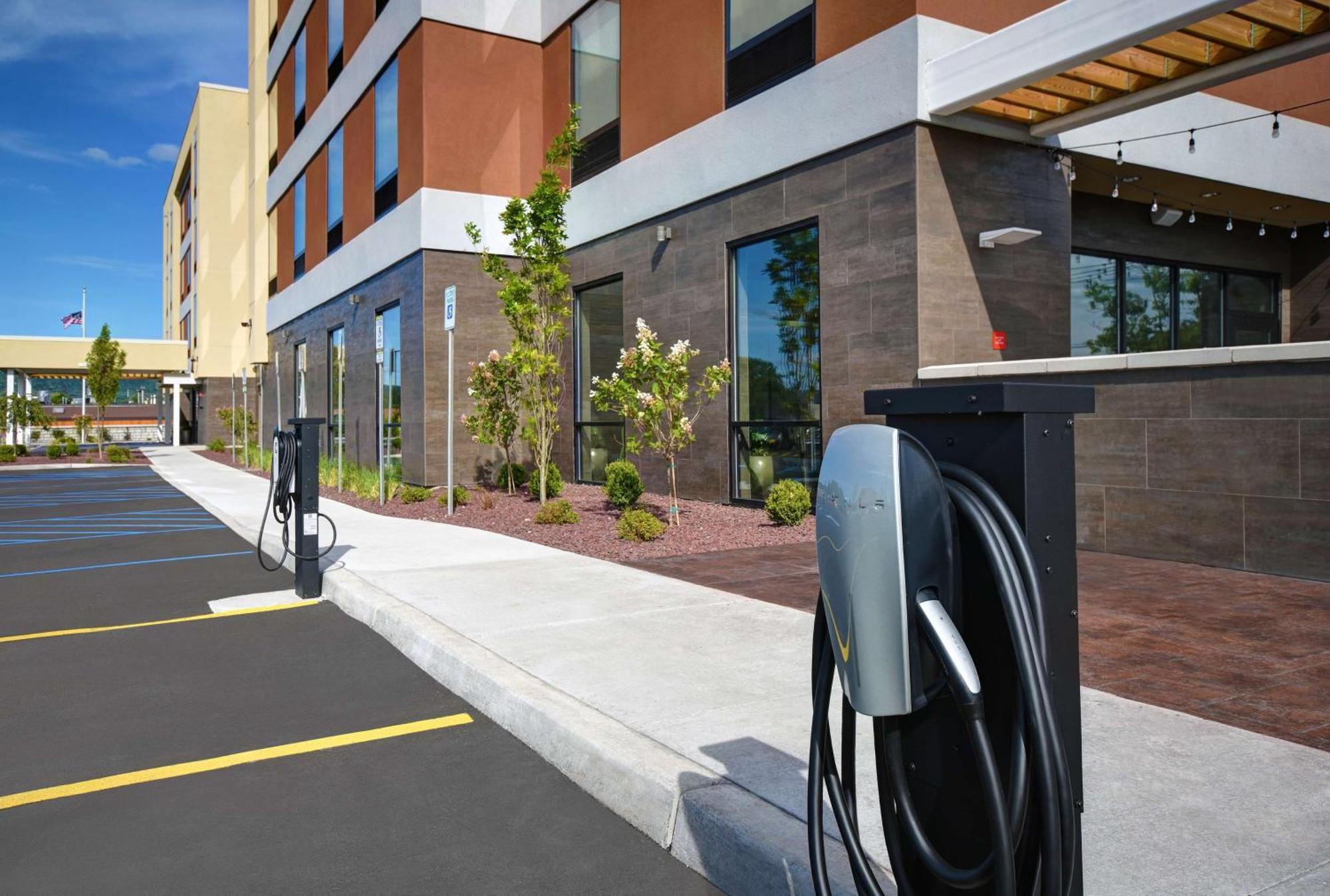 Home2 Suites By Hilton Utica, Ny מראה חיצוני תמונה