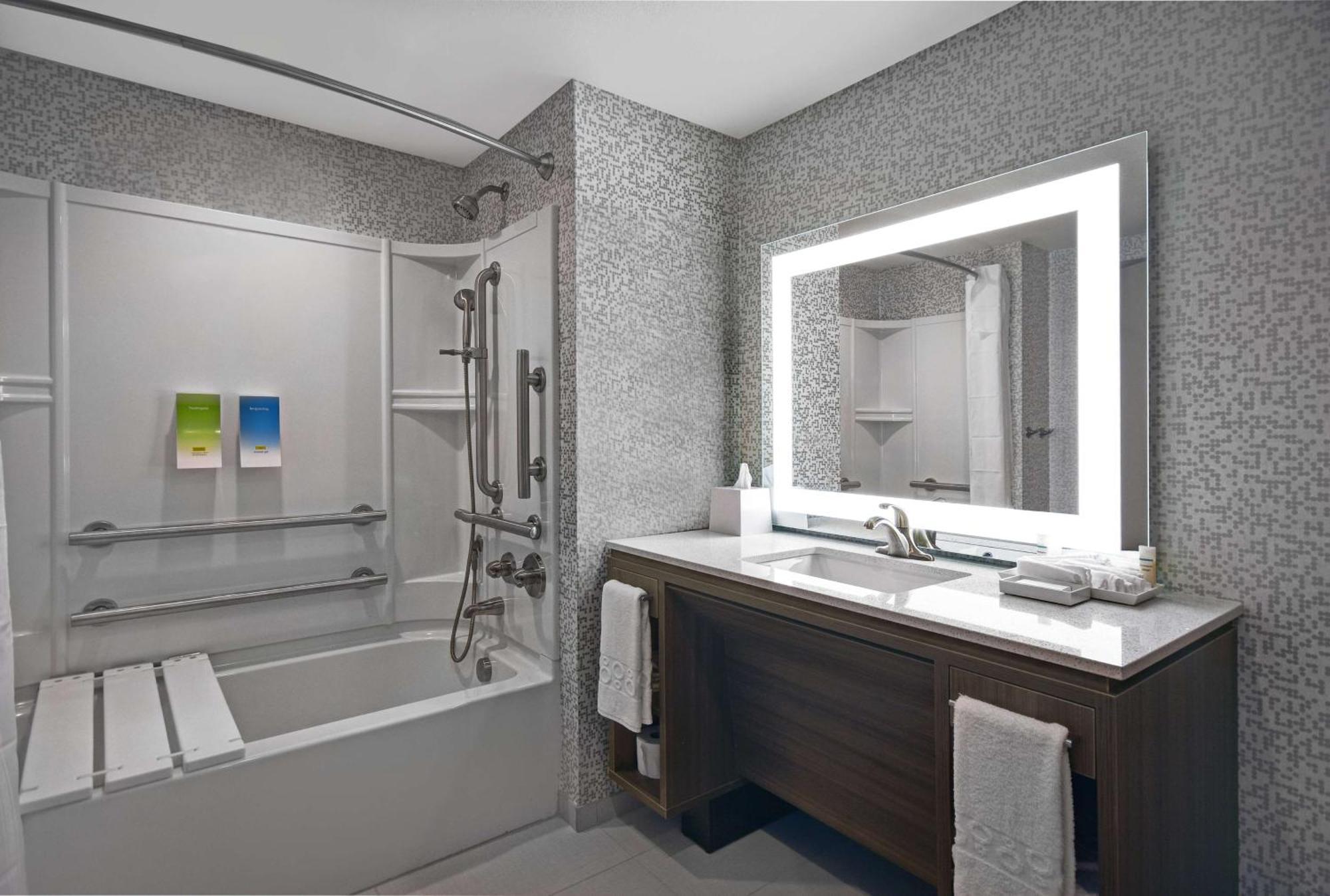 Home2 Suites By Hilton Utica, Ny מראה חיצוני תמונה